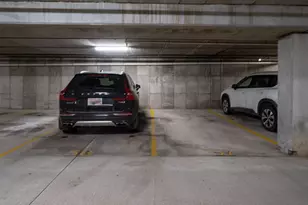 1550 N Warren Ave, Milwaukee, WI 53202 - Photo 11