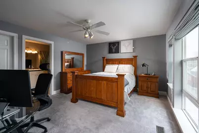 1550 N Warren Ave #308, Milwaukee, WI 53202 - Photo 15