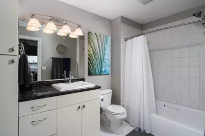 1550 N Warren Ave #308, Milwaukee, WI 53202 - Photo 19