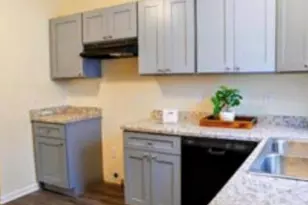 3348 N Vel R. Phillips Ave, Milwaukee, WI 53212 - Photo 7