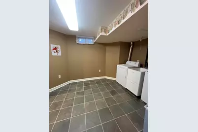 9215 W County Line Rd, Milwaukee, WI 53224 - Photo 47