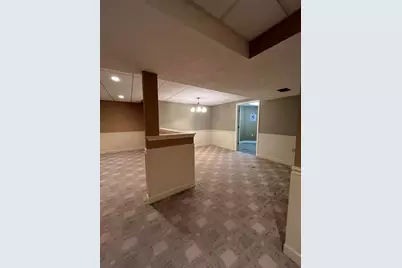 9215 W County Line Rd, Milwaukee, WI 53224 - Photo 19