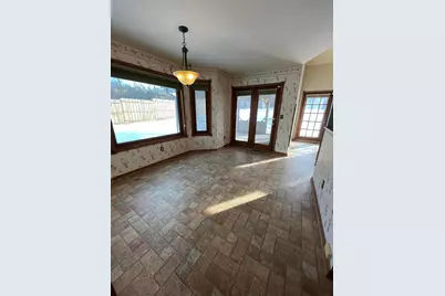 9215 W County Line Rd, Milwaukee, WI 53224 - Photo 9