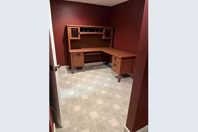 9215 W County Line Rd, Milwaukee, WI 53224 - Photo 43