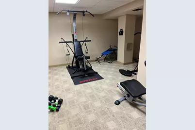 9215 W County Line Rd, Milwaukee, WI 53224 - Photo 37