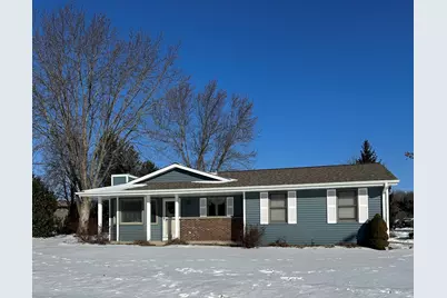 W196N16501  Hawthorn Dr, Jackson, WI 53037 - Photo 1