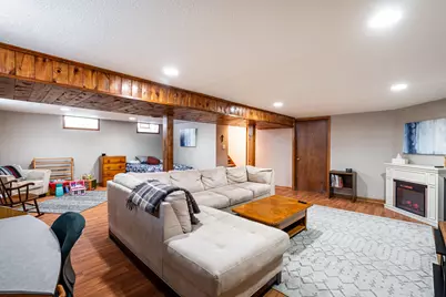 4049 S Hately Ave, Saint Francis, WI 53235 - Photo 17