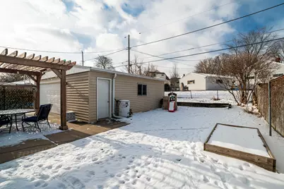 4049 S Hately Ave, Saint Francis, WI 53235 - Photo 25