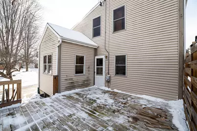 537  Pennsylvania Ave, West Bend, WI 53095 - Photo 15