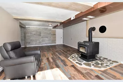 W1401  Valley View Ct, Ixonia, WI 53036 - Photo 29