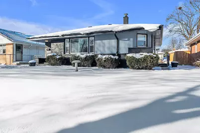 4149 N 69th St, Milwaukee, WI 53216 - Photo 3