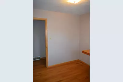 526  Winnebago St, La Crosse, WI 54601 - Photo 11