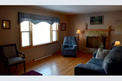 526  Winnebago St, La Crosse, WI 54601 - Photo 3