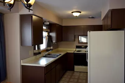 526  Winnebago St, La Crosse, WI 54601 - Photo 5