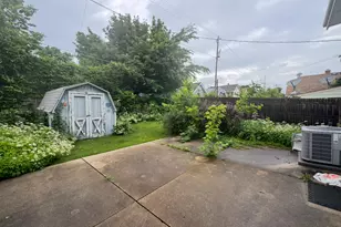 2741 N 56th St, Milwaukee, WI 53210 - Photo 9