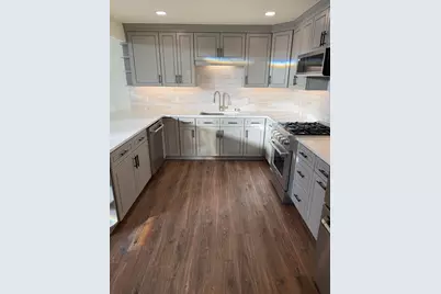 175 N Elm Grove Rd #D, Brookfield, WI 53005 - Photo 7