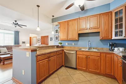 1620  Grey Fox Trl #D, Mukwonago, WI 53149 - Photo 11