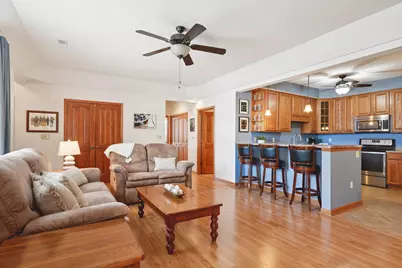 1620  Grey Fox Trl #D, Mukwonago, WI 53149 - Photo 3