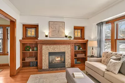 2438  Lefeber Ave, Wauwatosa, WI 53213 - Photo 7