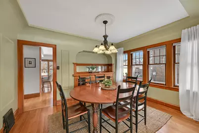 2438  Lefeber Ave, Wauwatosa, WI 53213 - Photo 9