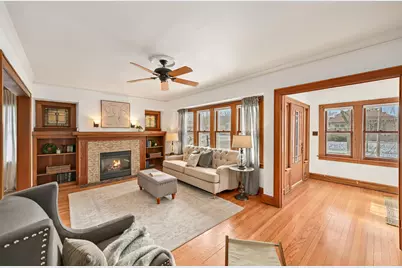 2438  Lefeber Ave, Wauwatosa, WI 53213 - Photo 3