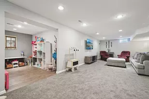 N57W24444 Falcon Ct, Sussex, WI 53089 - Photo 31