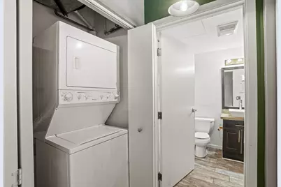 234 E Reservoir Ave #506, Milwaukee, WI 53212 - Photo 3