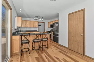 324 W Hidden Trail, Elkhorn, WI 53121 - Photo 9