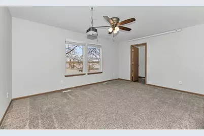 324 W Hidden Trl, Elkhorn, WI 53121 - Photo 17