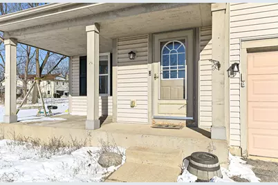 324 W Hidden Trl, Elkhorn, WI 53121 - Photo 3