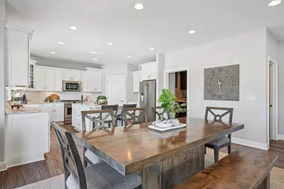 W137N6161  Weyer Farm Ct, Menomonee Falls, WI 53051 - Photo 15