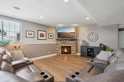 W137N6161  Weyer Farm Ct, Menomonee Falls, WI 53051 - Photo 31