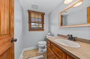 N73W5381 Georgetown Dr, Cedarburg, WI 53012 - Photo 17