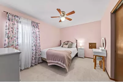 N73W5381  Georgetown Dr, Cedarburg, WI 53012 - Photo 27