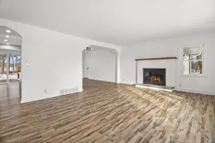 34302 Loland Dr, Racine, WI 53185 - Photo 17