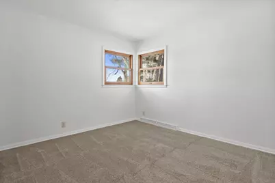 34302  Loland Dr, Racine, WI 53185 - Photo 21