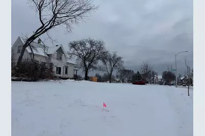 2401 N Richards St, Milwaukee, WI 53212 - Photo 3