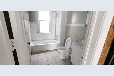 935 W Greenfield Ave, Milwaukee, WI 53204 - Photo 15