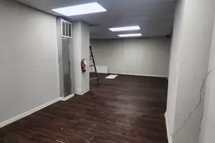 935 W Greenfield Ave, Milwaukee, WI 53204 - Photo 3