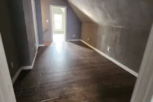 935 W Greenfield Ave, Milwaukee, WI 53204 - Photo 11