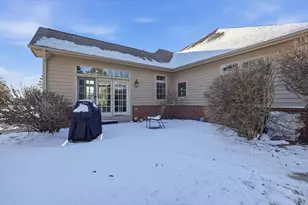 10831 N Essex Dr, Mequon, WI 53092 - Photo 37