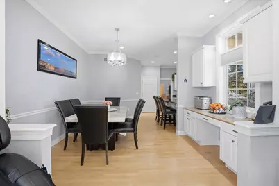 10831 N Essex Dr, Mequon, WI 53092 - Photo 25