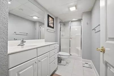 10831 N Essex Dr, Mequon, WI 53092 - Photo 33