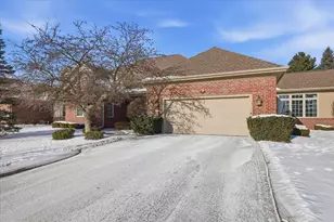10831 N Essex Dr, Mequon, WI 53092 - Photo 1