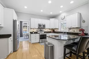 10831 N Essex Dr, Mequon, WI 53092 - Photo 21