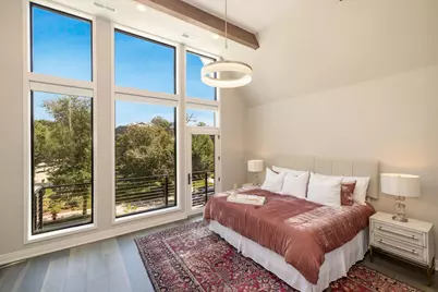 5589 N Danbury Rd, Whitefish Bay, WI 53217 - Photo 9