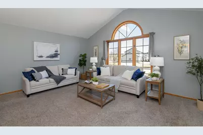 767  Alex Ct, Pewaukee, WI 53072 - Photo 9