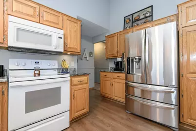 767  Alex Ct, Pewaukee, WI 53072 - Photo 23