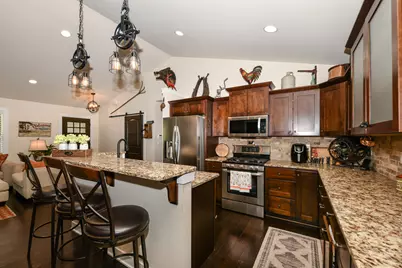 W4156  Longfellow Dr, Geneva, WI 53147 - Photo 9