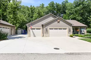 W4156 Longfellow Dr, Geneva, WI 53147 - Photo 47